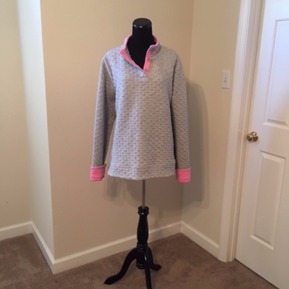 crown & ivy Jackets & Blazers - Crown and Ivy Gray/Pink pullover XXL